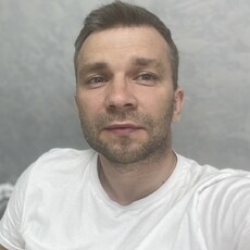 Максим, 38