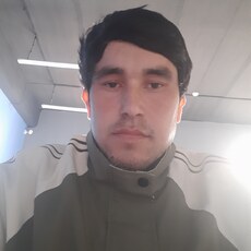 Виктор, 30