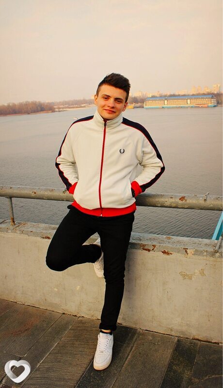 Толя
