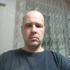 Слава, 44