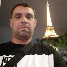 Анатолий, 42