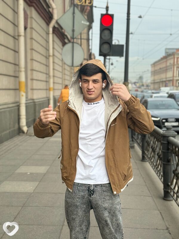 Леонид
