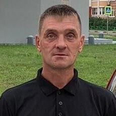 Толя, 46