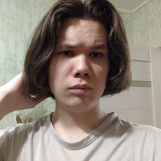 Юра, 19