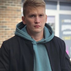 Артём, 26