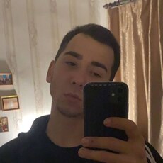 Яков, 23