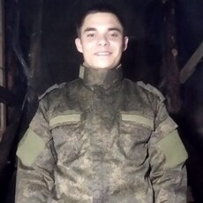 Фёдор, 21