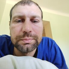 Назар, 40