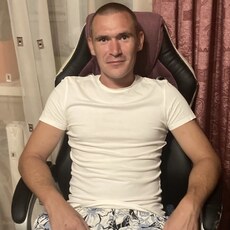 Вова, 33