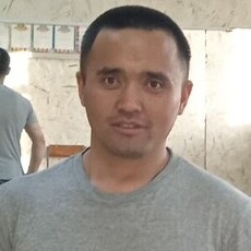 Владимир, 40