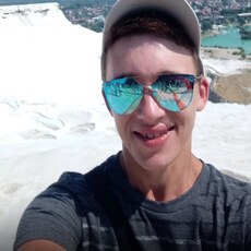 Сеня, 27