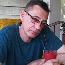 Валентин, 49