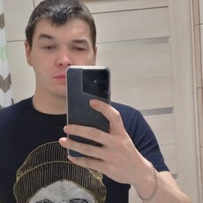 Вадик, 32