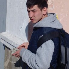 Григорий, 32