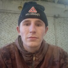 Вячеслав, 25
