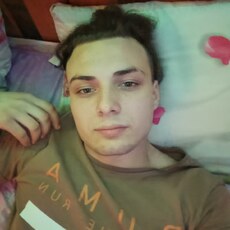 Степан, 22