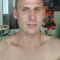 Валя, 30