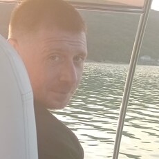 Михаил, 41