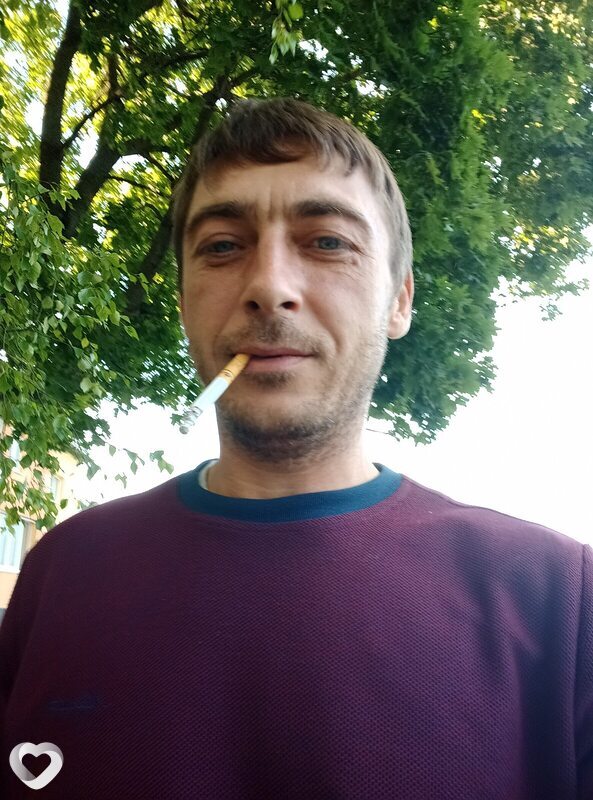 Артём