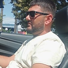 Антон, 34