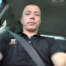 Валя, 38