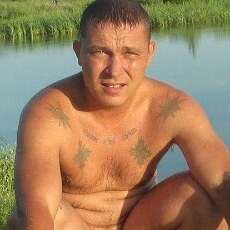 Слава, 42