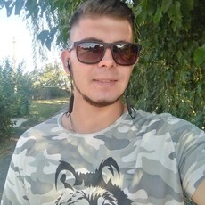 Борис, 27
