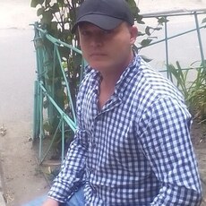 Тарас, 37
