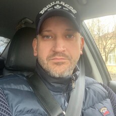 Роман, 40