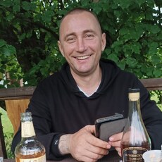 Виктор, 38