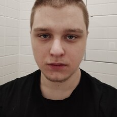 Анатолий, 19