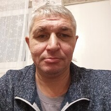 Виктор, 46