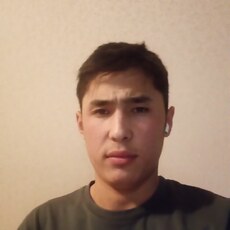Антон, 24