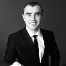 Лукас, 26