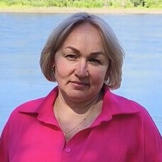 Зоя, 44