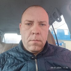 Лаврик, 40