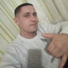 Игорь, 32