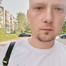 Василий, 32