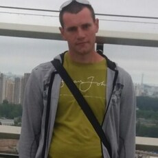 Толя, 30