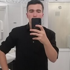 Арсений, 19