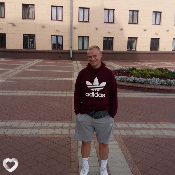 Виктор