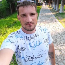 Слава, 26