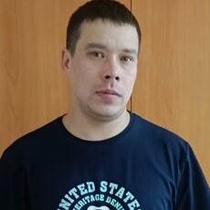Эдуард, 36