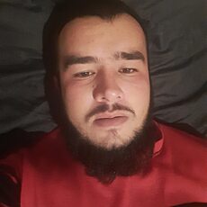Валентин, 29