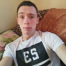 Валентин, 23