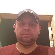Толя, 41