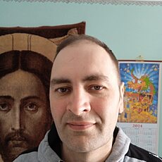 Василий, 42