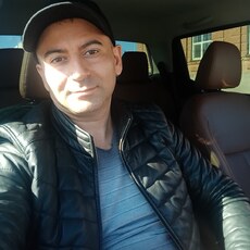 Боря, 38