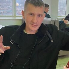Максим, 42