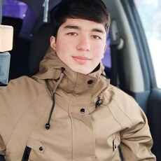 Сеня, 19
